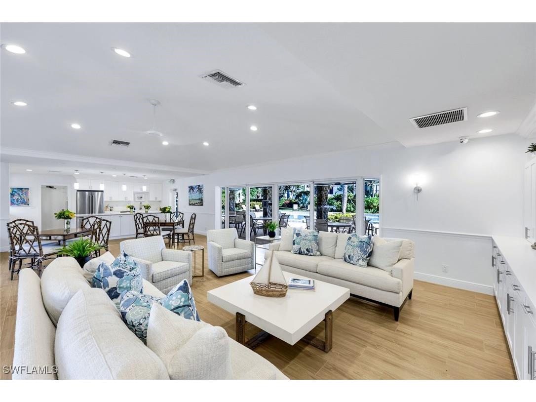 2211 Gulf Shore Boulevard N #C4 Naples FL 34102 225080554 image20