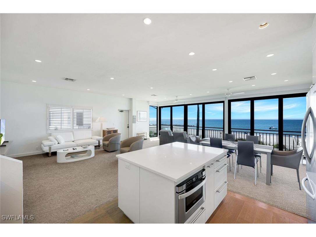 2211 Gulf Shore Boulevard N #C4 Naples FL 34102 225080554 image9