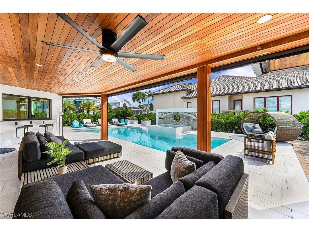 2211 Kingfish Road Naples FL 34102 224010734 image1