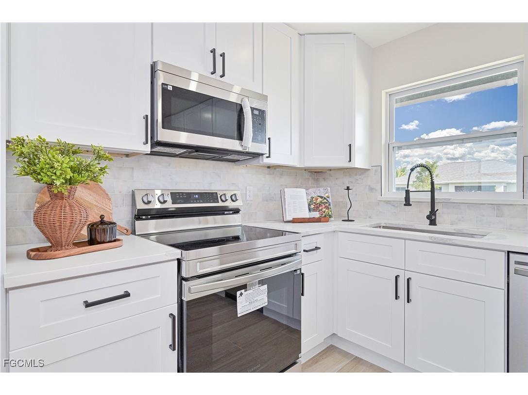 2211 SW 14th Avenue Cape Coral FL 33991 2025022954 image12