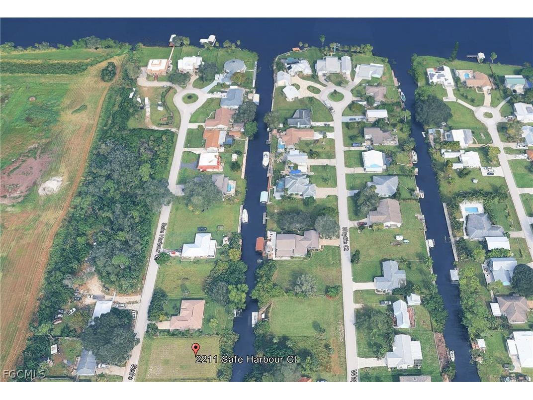 2211 Safe Harbour Court Alva FL 33920 2026008208 image1