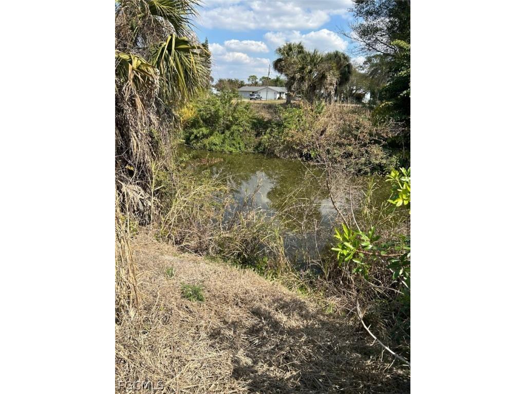 2211 Safe Harbour Court Alva FL 33920 2026008208 image7