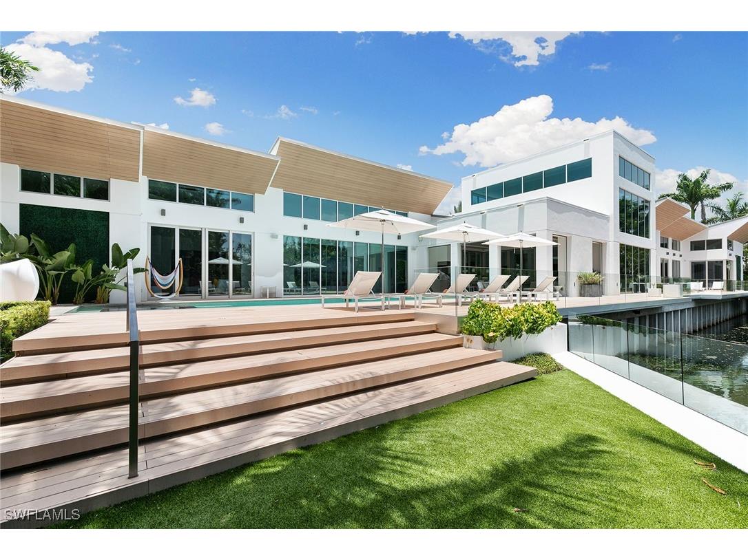 2211 South Winds Drive Naples FL 34102 225082497 image10