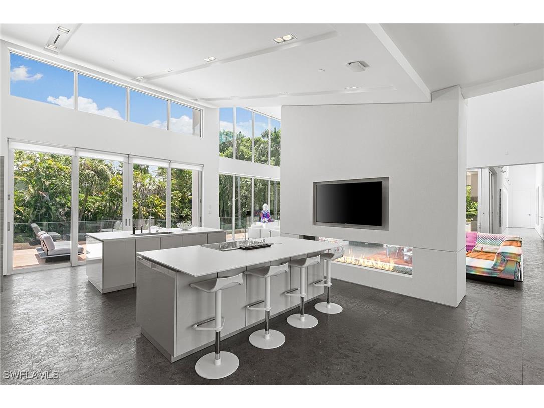 2211 South Winds Drive Naples FL 34102 225082497 image14