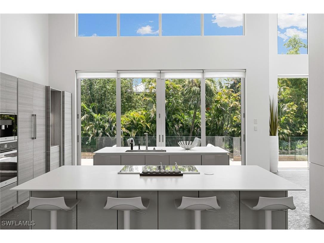 2211 South Winds Drive Naples FL 34102 225082497 image16