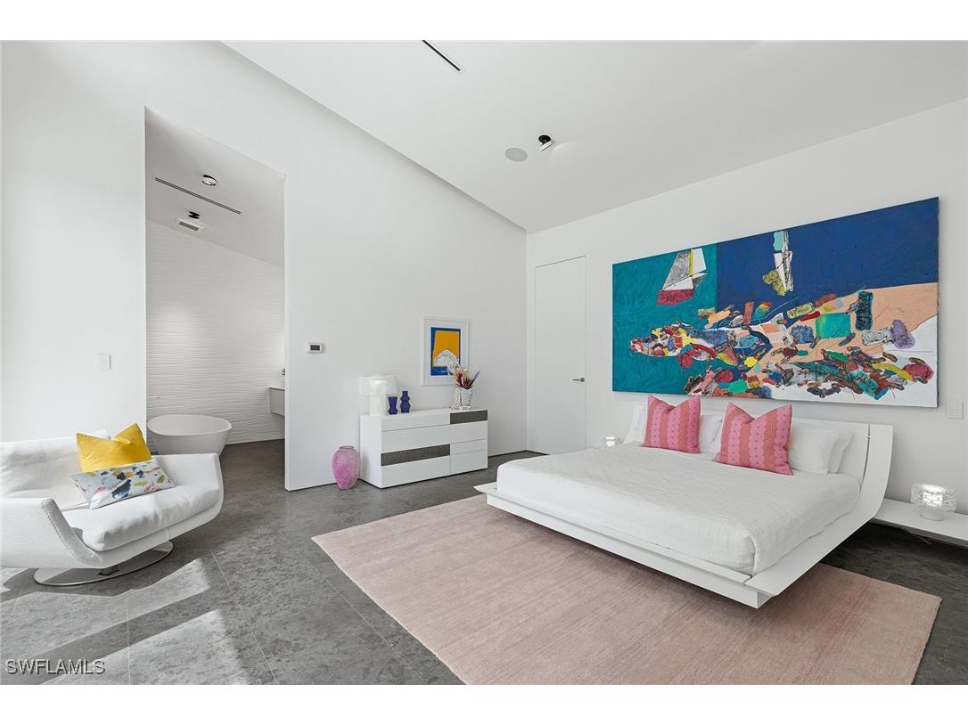 2211 South Winds Drive Naples FL 34102 225082497 image24