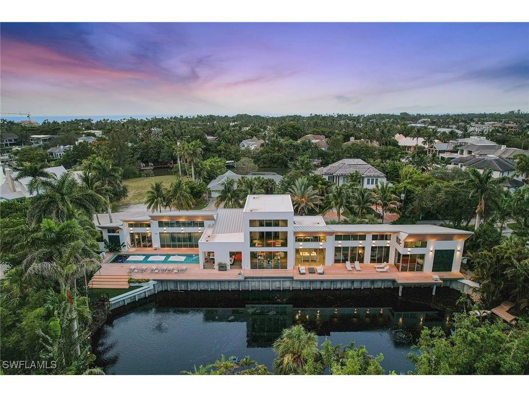 2211 South Winds Drive Naples FL 34102 225082497 image5