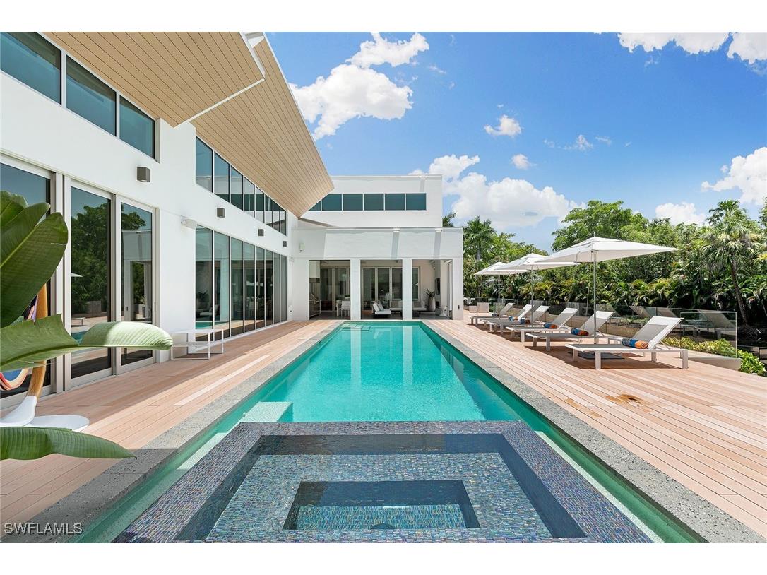 2211 South Winds Drive Naples FL 34102 225082497 image6