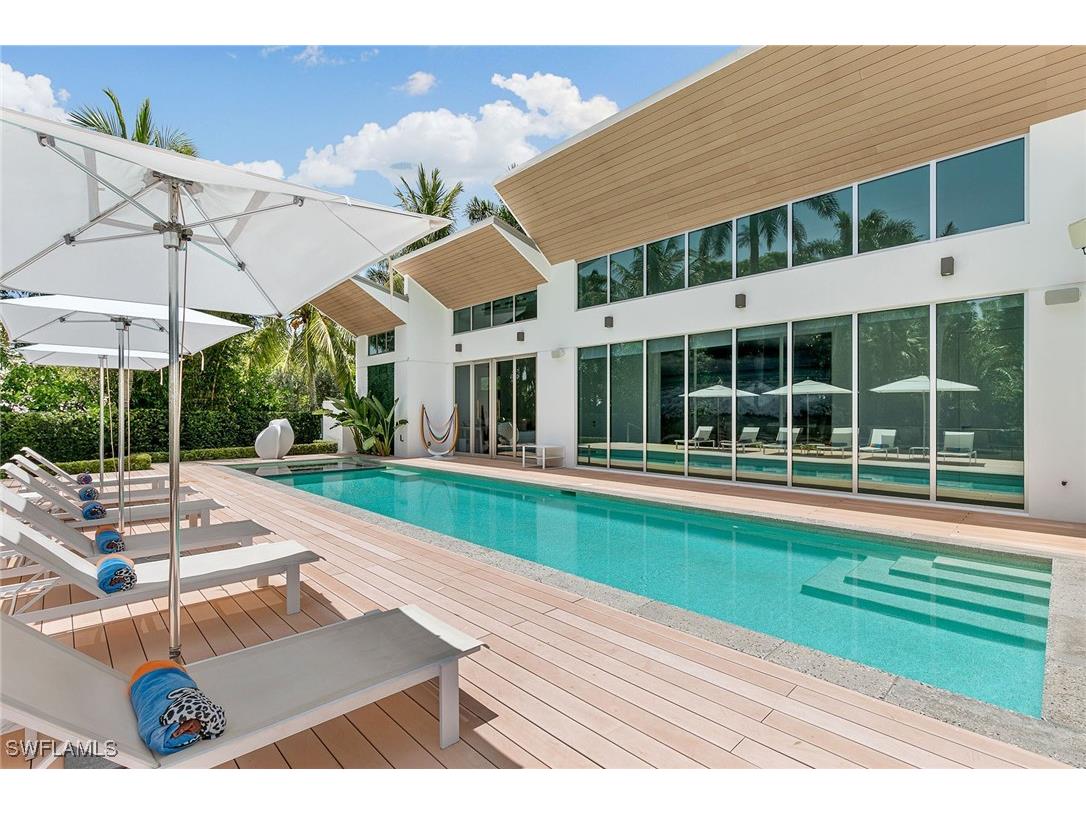 2211 South Winds Drive Naples FL 34102 225082497 image8