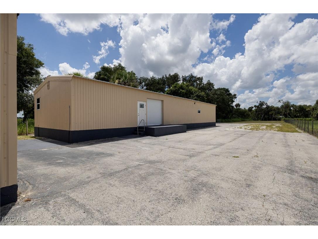 22110 Palm Beach Boulevard Alva FL 33920 2026006174 image14