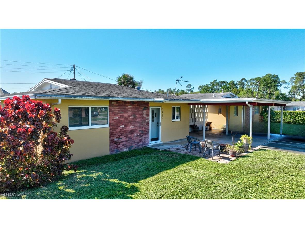 2212 E 6th Street Lehigh Acres FL 33936 2026000986 image1