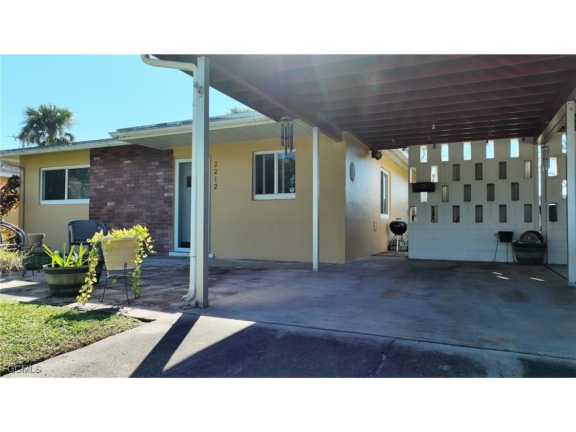 2212 E 6th Street Lehigh Acres FL 33936 2026000986 image3