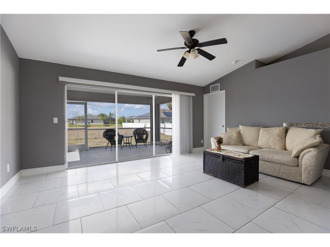 2212 NE 5th Avenue Cape Coral FL 33909 226009447 image10