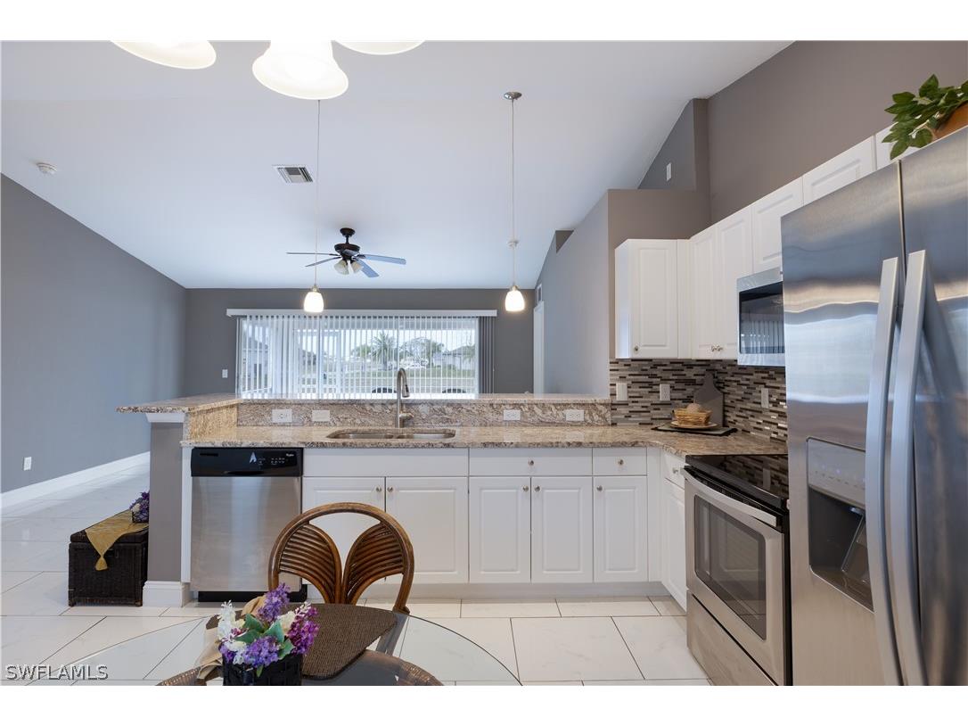 2212 NE 5th Avenue Cape Coral FL 33909 226009447 image8