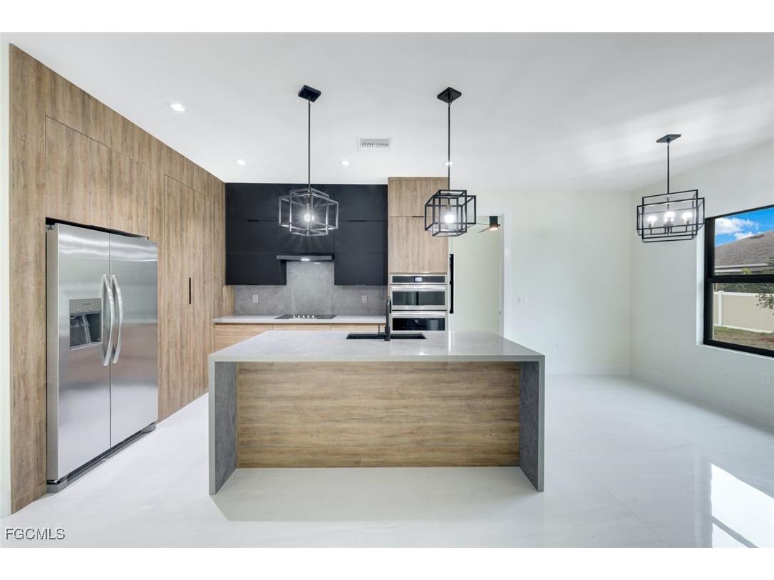 2212 NE 5th Place Cape Coral FL 33909 2026000628 image10