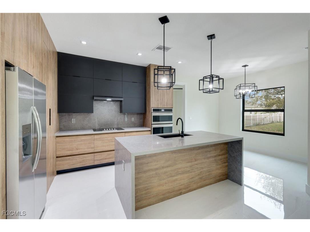 2212 NE 5th Place Cape Coral FL 33909 2026000628 image12