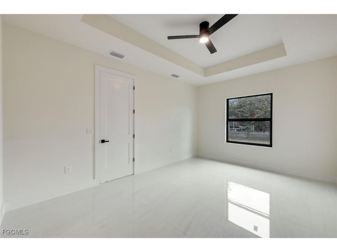 2212 NE 5th Place Cape Coral FL 33909 2026000628 image18