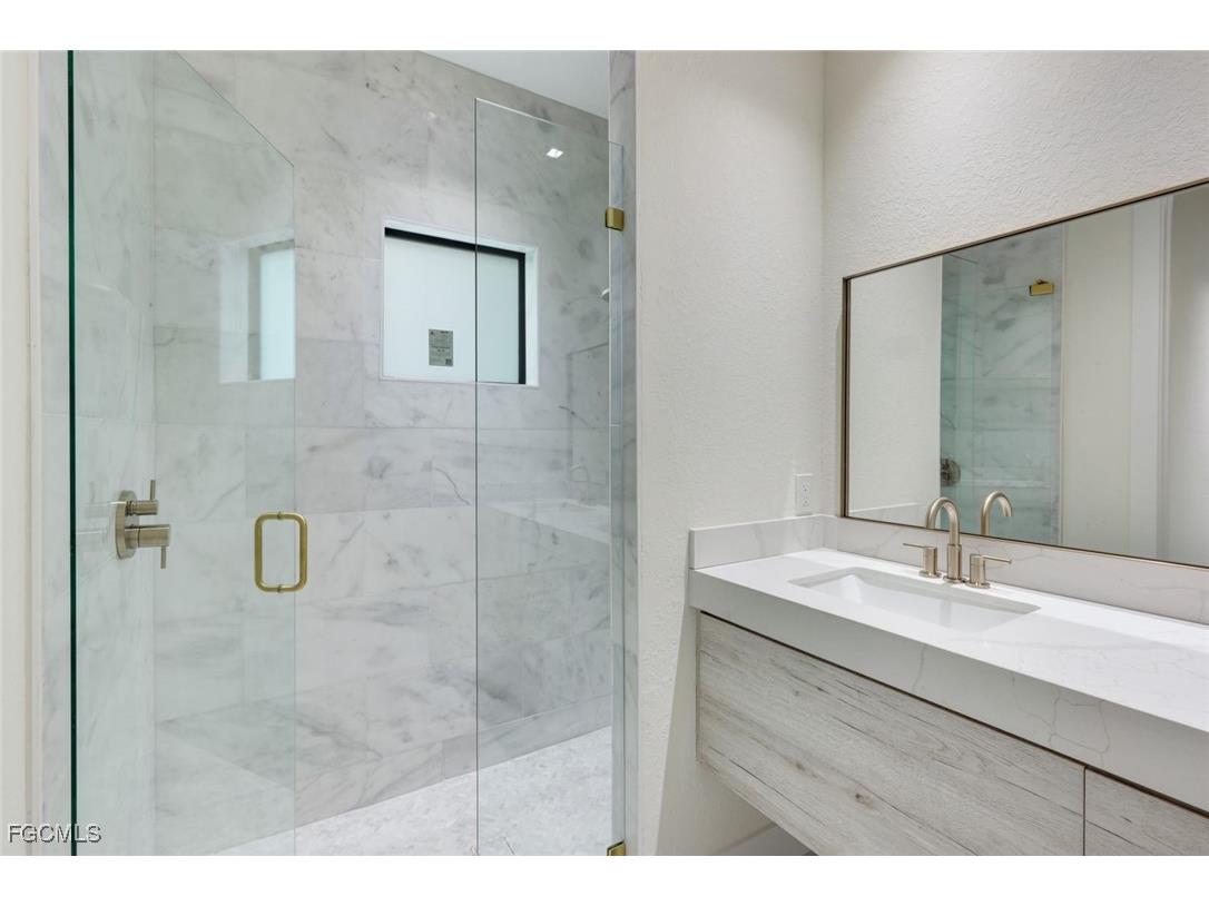 2212 NE 5th Place Cape Coral FL 33909 2026000628 image21