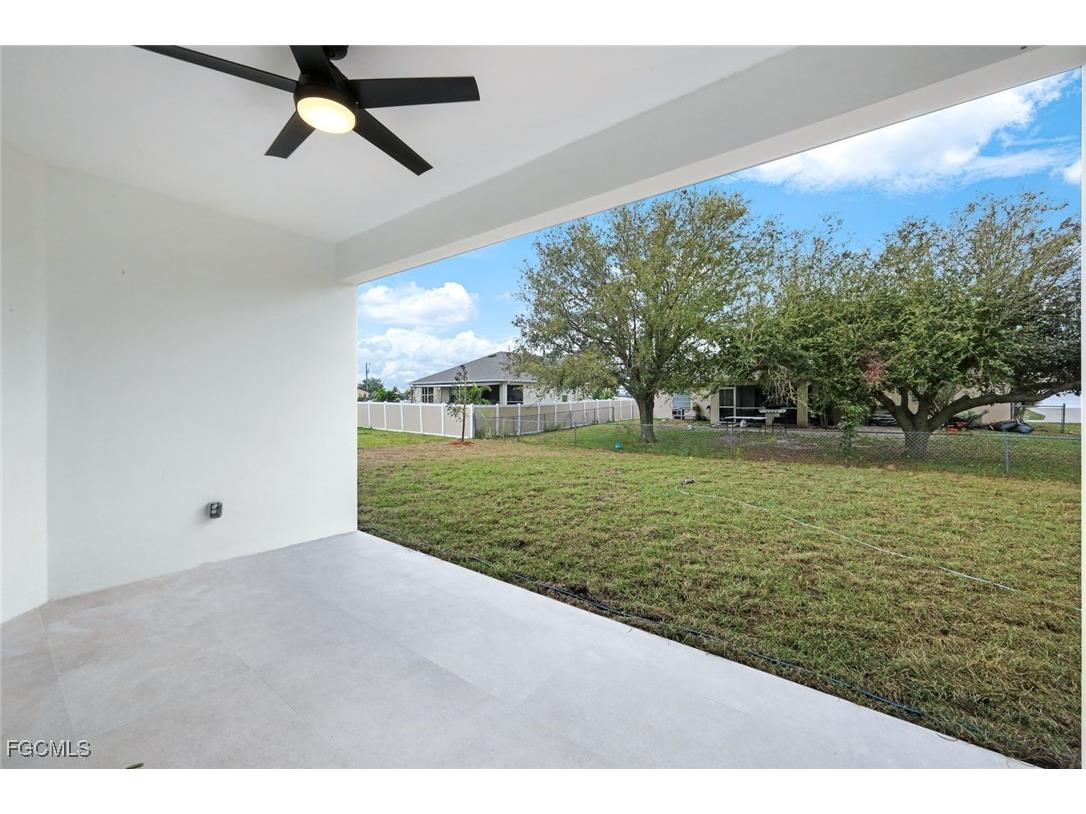 2212 NE 5th Place Cape Coral FL 33909 2026000628 image27