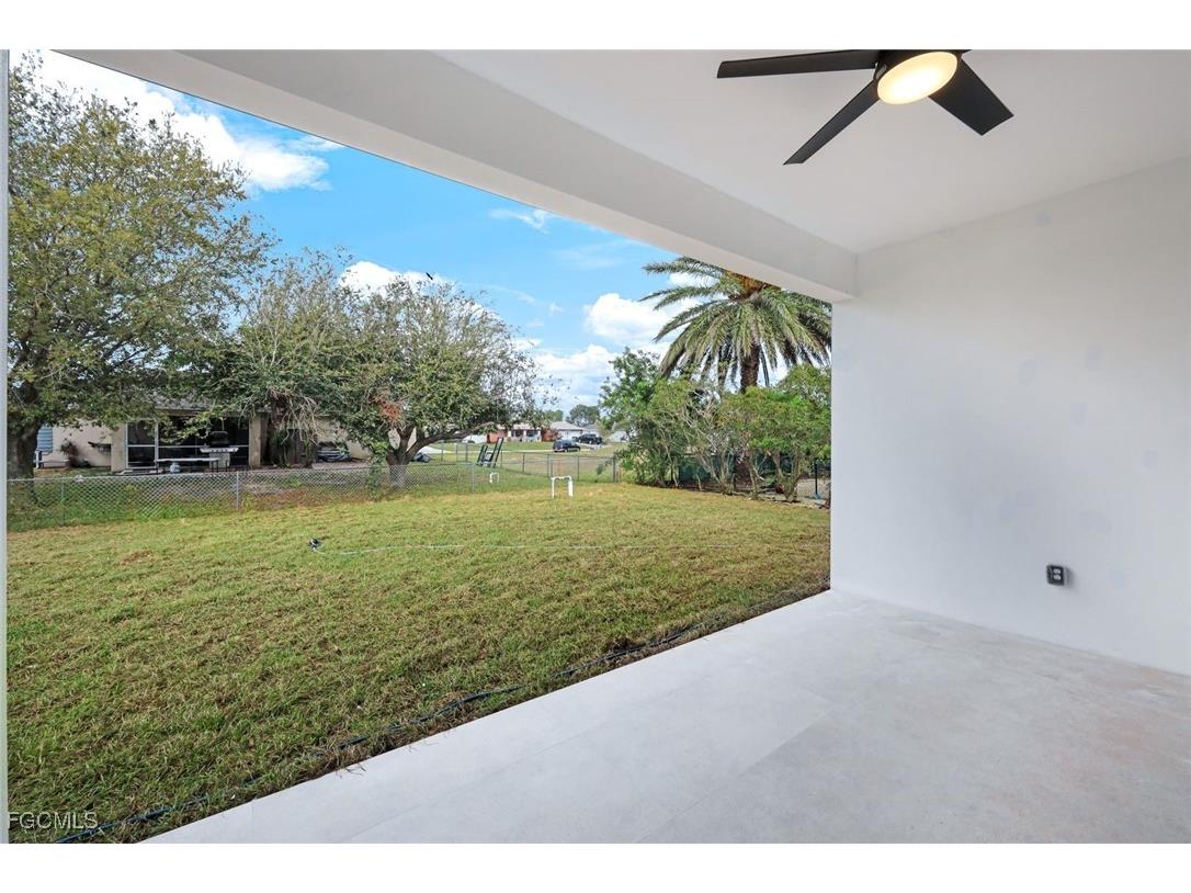 2212 NE 5th Place Cape Coral FL 33909 2026000628 image28