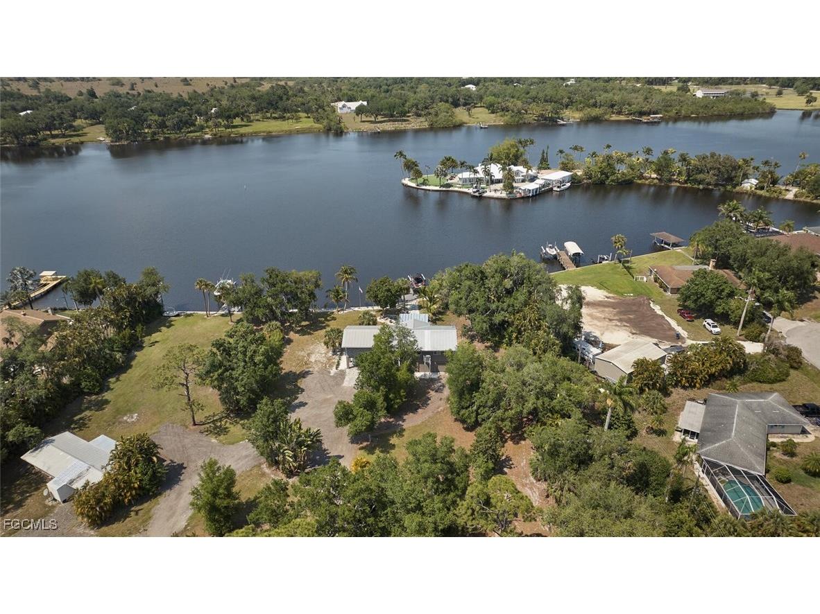 2212 River Pine Drive Fort Myers FL 33905 2026002669 image3