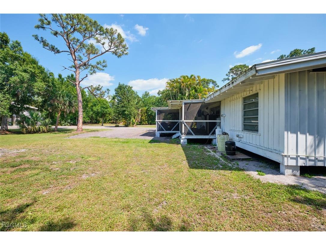 2212 River Pine Drive Fort Myers FL 33905 2026002669 image37