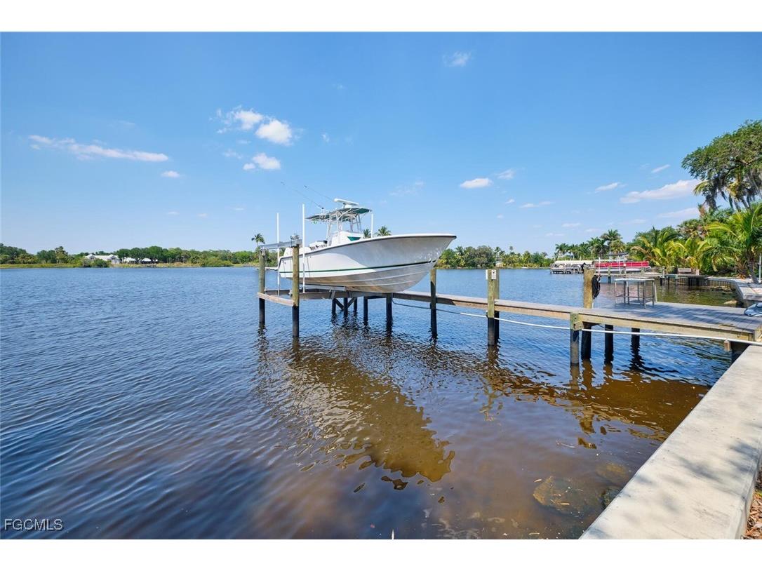 2212 River Pine Drive Fort Myers FL 33905 2026002669 image41