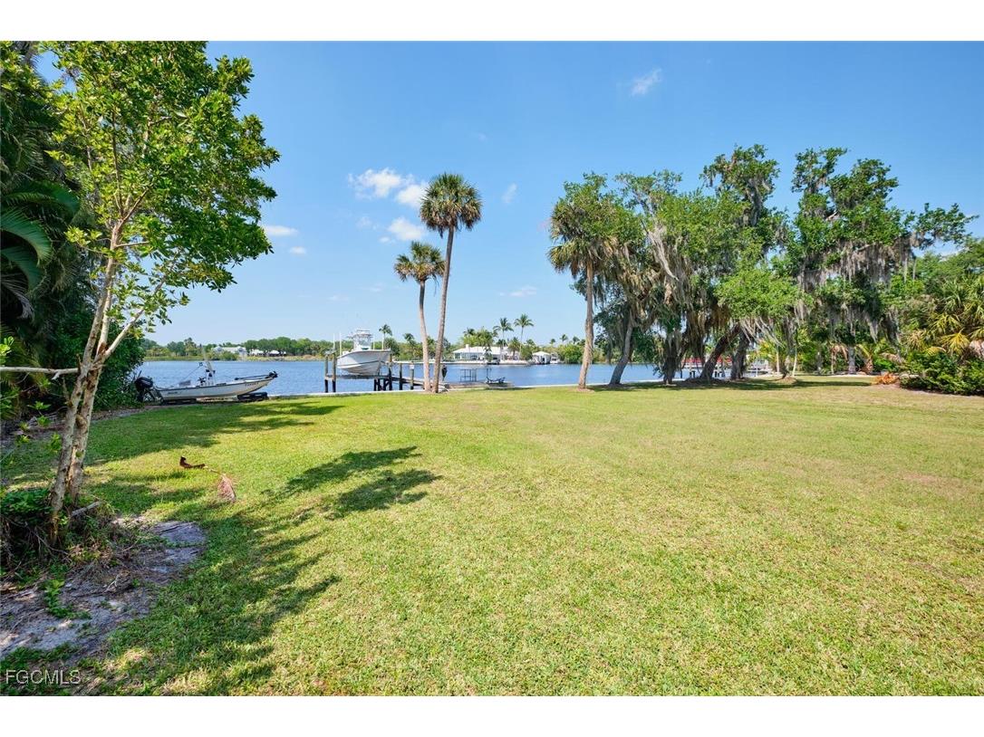 2212 River Pine Drive Fort Myers FL 33905 2026002669 image42