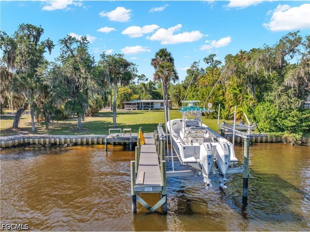 2212 River Pine Drive Fort Myers FL 33905 2026018661 image2