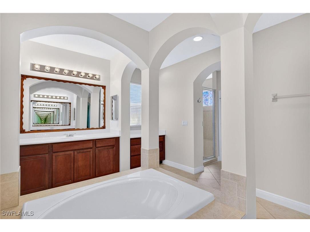 2212 Vardin Place Naples FL 34120 225083814 image21