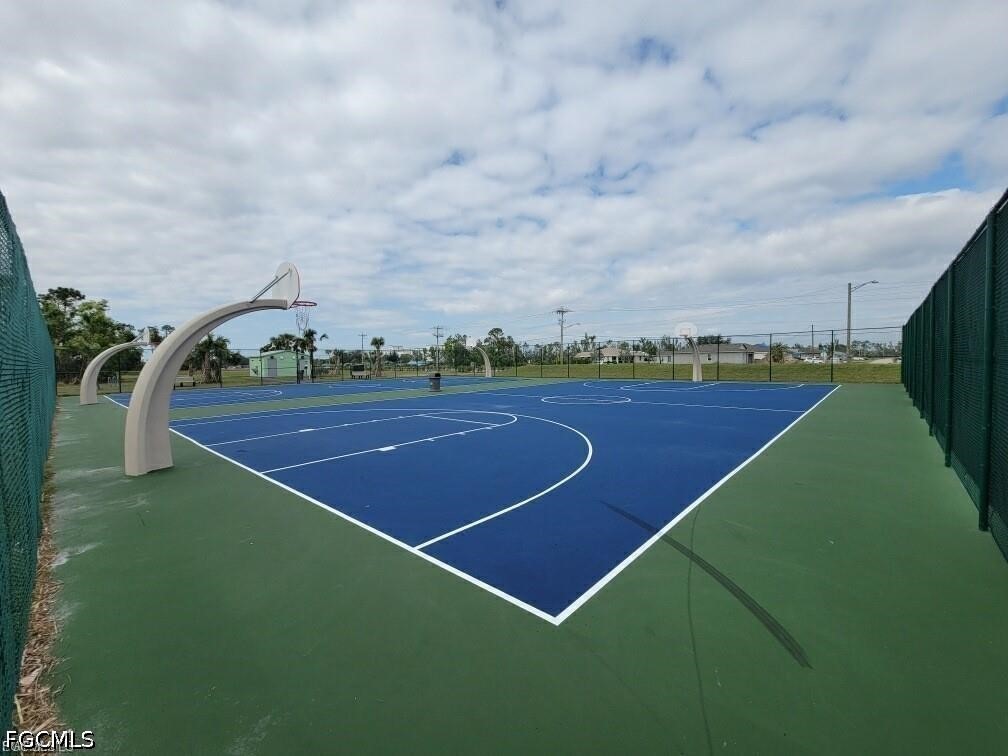 2213 NE 33rd Street Cape Coral FL 33909 2026018666 image24