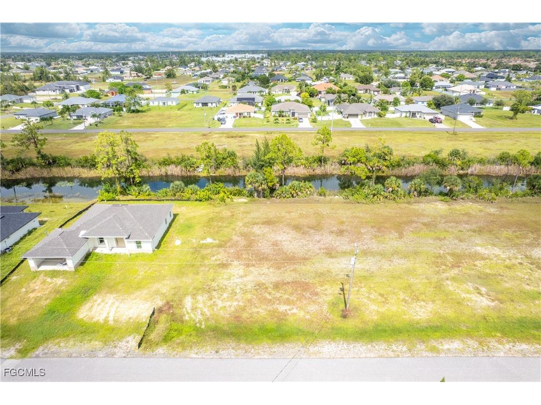 2213 NE 33rd Terrace Cape Coral FL 33909 2025013398 image10