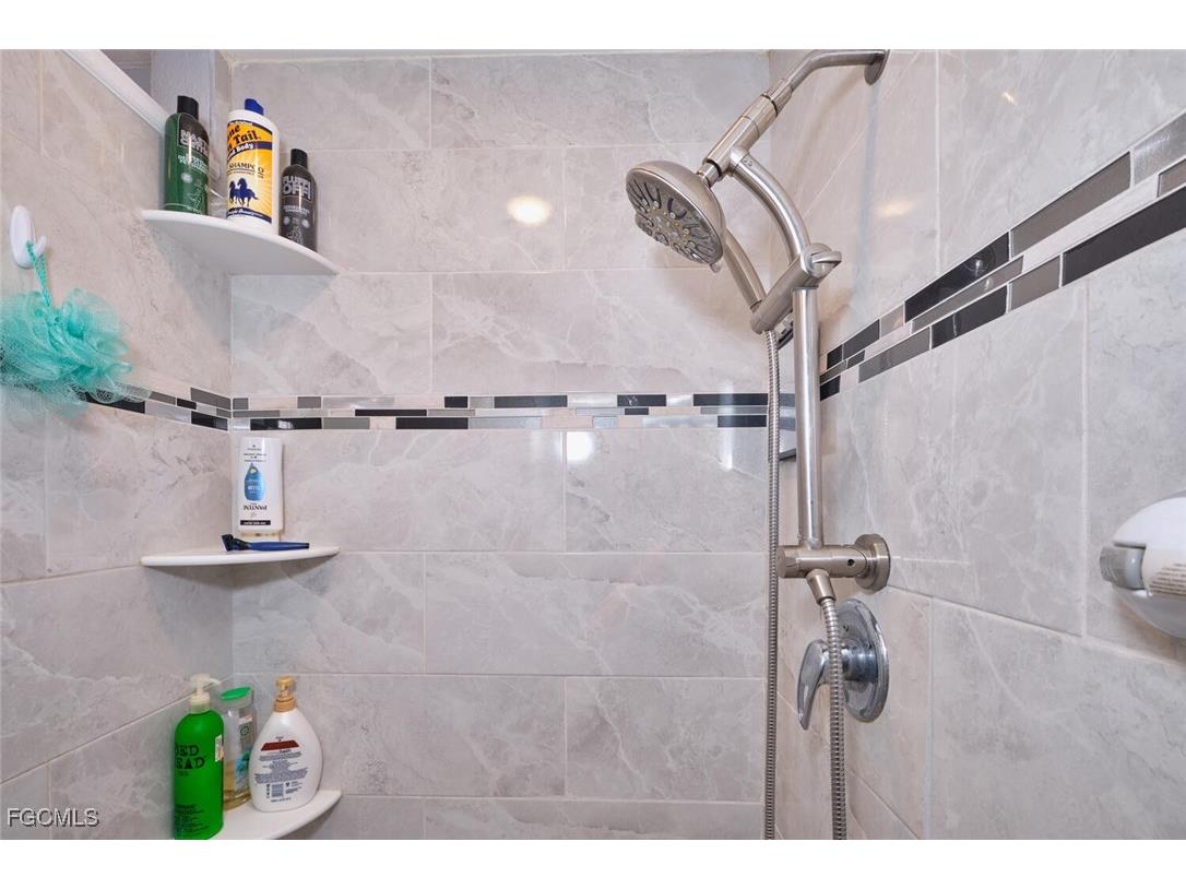 2213 River Pine Drive Fort Myers FL 33905 2026002667 image18