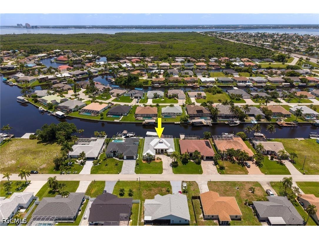 2213 SE 19th Avenue Cape Coral FL 33990 2026028598 image2