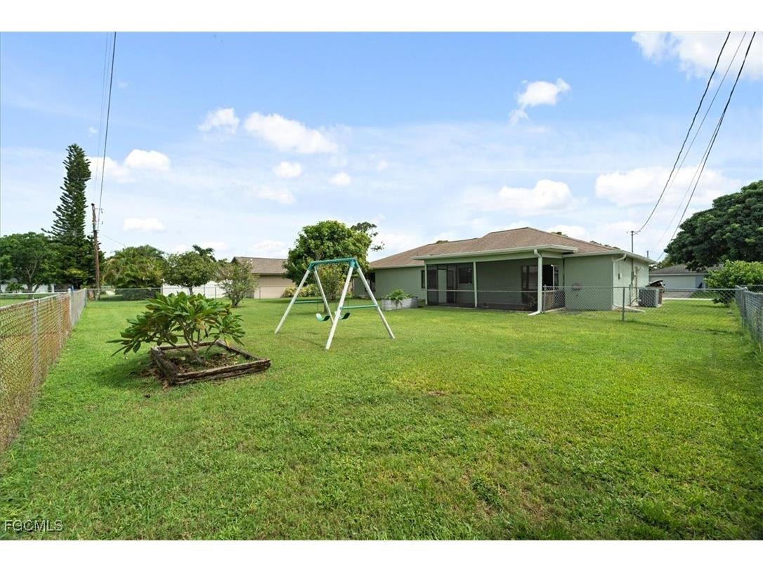 2213 SE 7th Street Cape Coral FL 33990 2025011731 image14