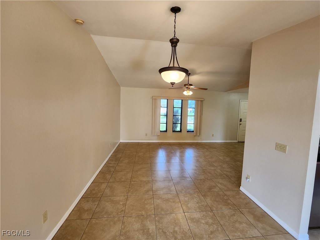 2213 SE 8th Place Cape Coral FL 33990 2025006790 image5