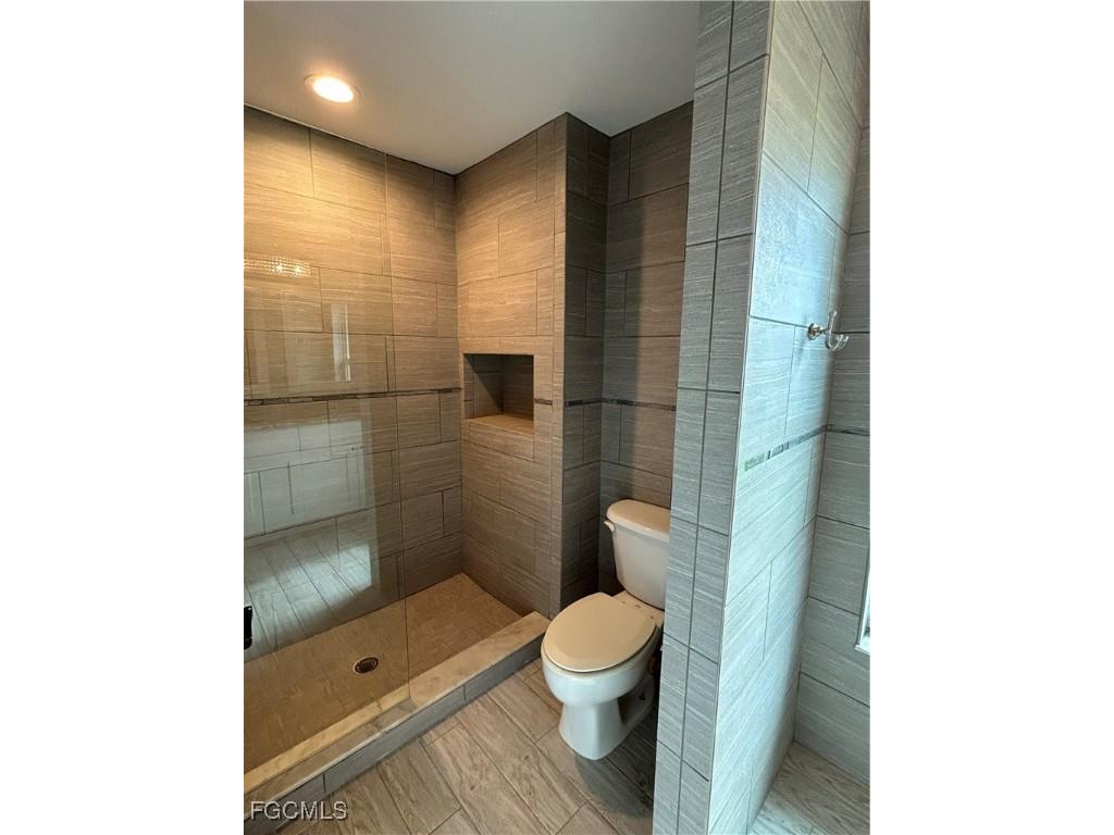 2213 SW 13th Street Cape Coral FL 33991 2025024172 image22