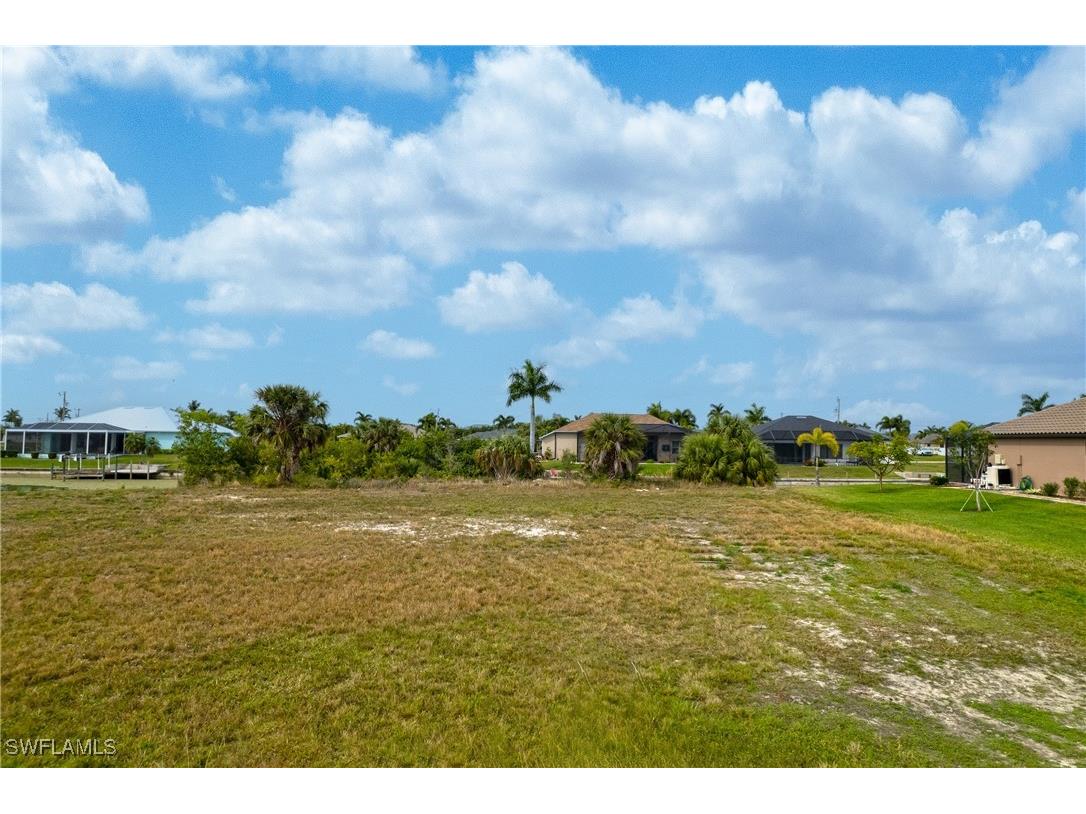 2213 SW 29th Terrace Cape Coral FL 33914 224072122 image1