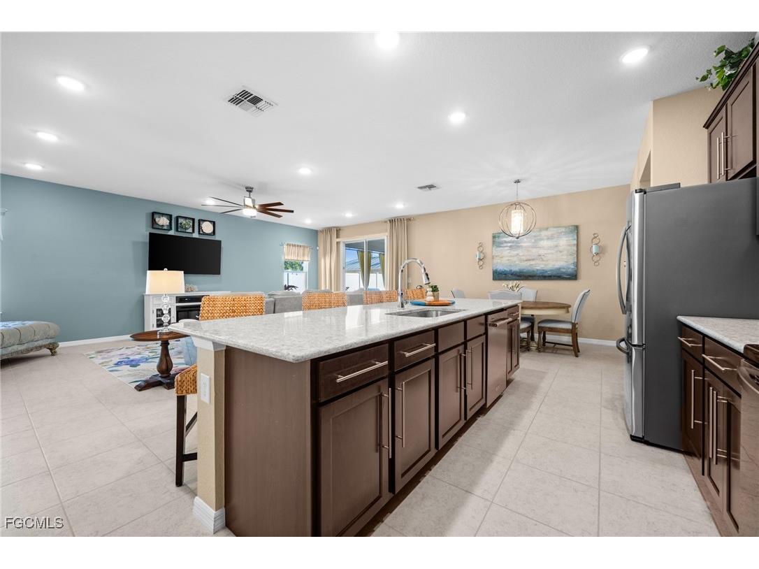 2213 SW 7th Place Cape Coral FL 33991 2026004671 image12