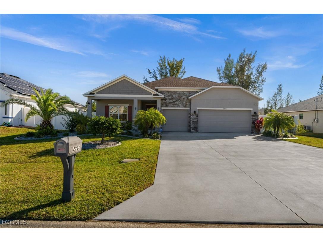 2213 SW 7th Place Cape Coral FL 33991 2026004671 image2