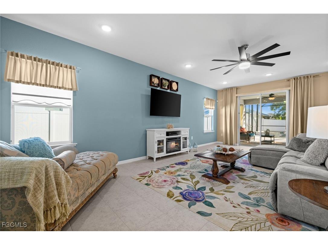 2213 SW 7th Place Cape Coral FL 33991 2026004671 image9