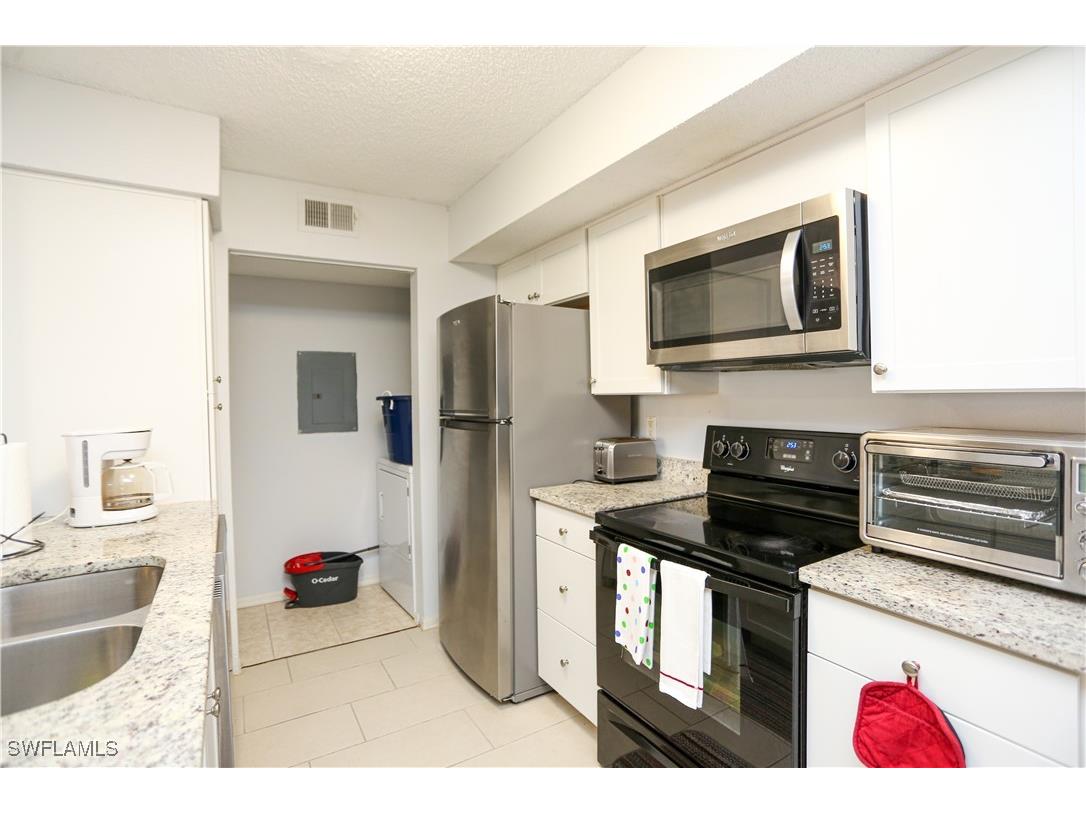 2214 Arbour Walk Circle #2012 Naples FL 34109 225071156 image6