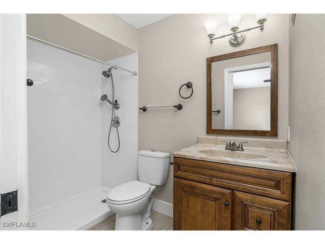 2214 Arbour Walk Circle #2022 Naples FL 34109 225053583 image8