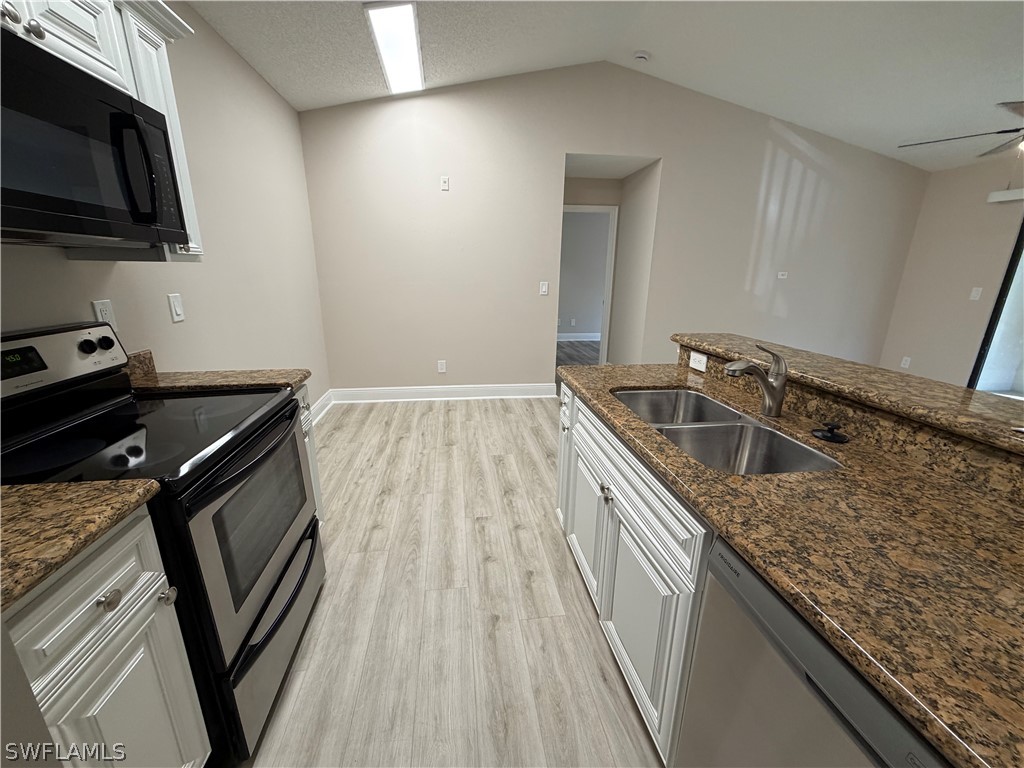2214 Arbour Walk Circle #2023 Naples FL 34109 226006692 image9