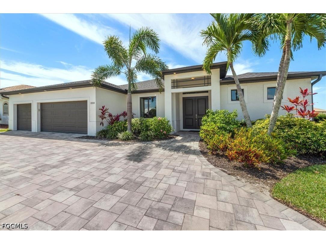 2214 Cape Coral Parkway W Cape Coral FL 33914 2026016831 image1