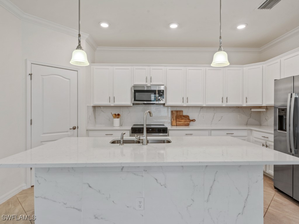 2214 Cara Cara Way Naples FL 34120 225065586 image3