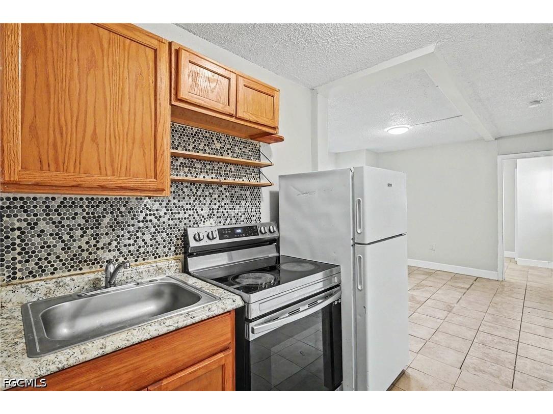 2214 Quality Life Center Way #B Fort Myers FL 33916 2026028733 image9