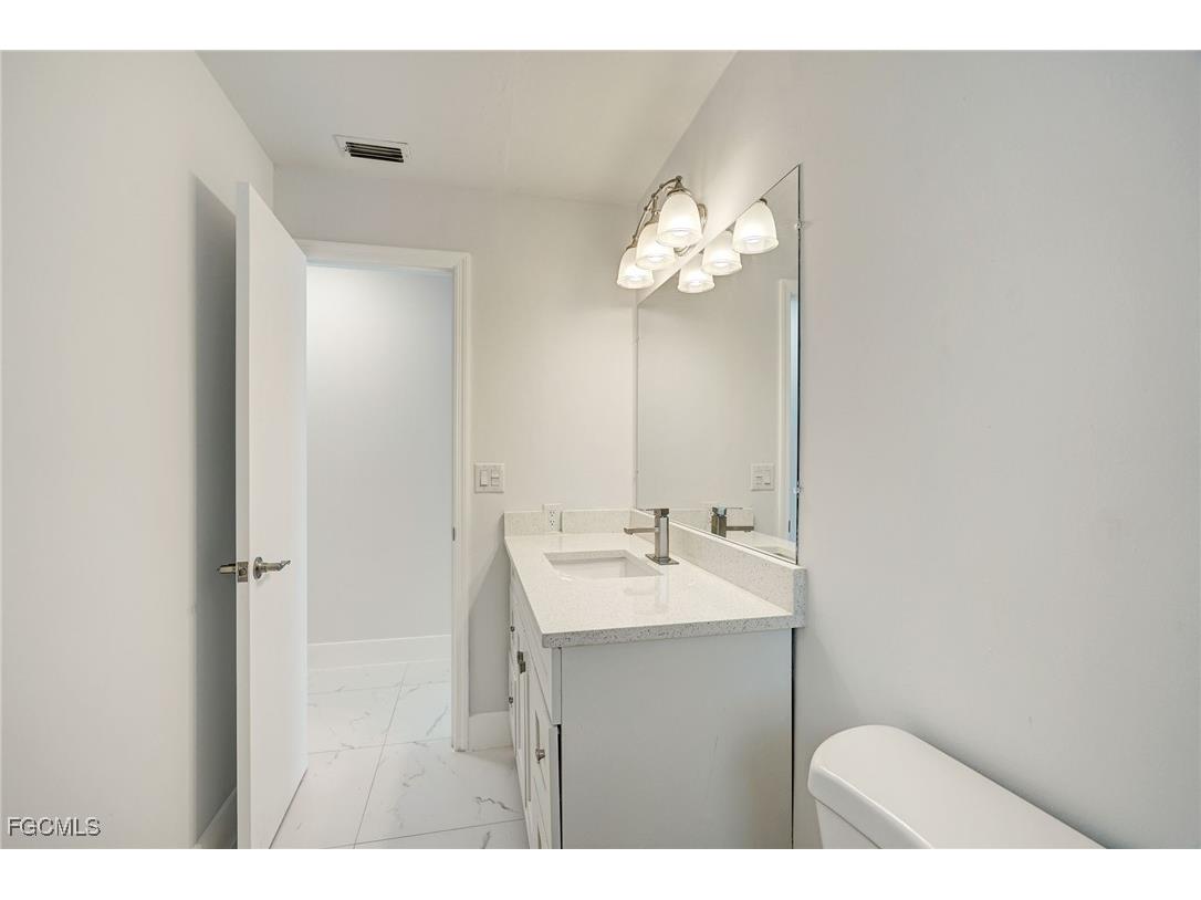 2214 SE 13th Street Cape Coral FL 33990 2026006437 image21