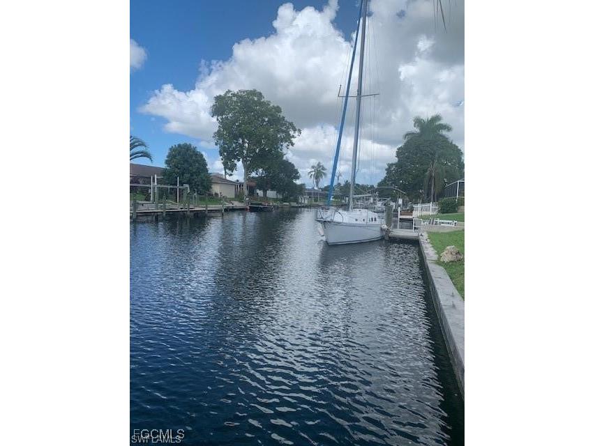 2214 SE 14th Terrace Cape Coral FL 33990 2025006248 image2