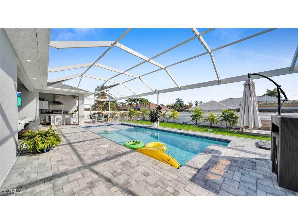 2214 SE 27th Terrace Cape Coral FL 33904 2026002170 image10
